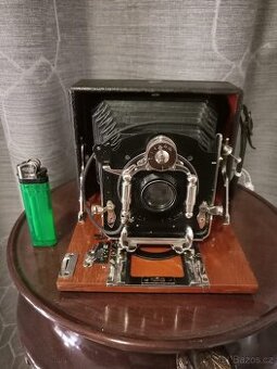 Starožitný fotoaparát
