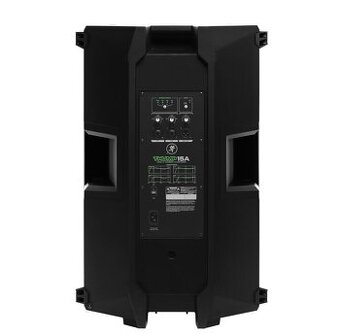 2x Mackie Thump15A + stojan