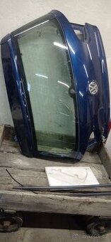 VW Golf6 zadní okno levé zadní dveře