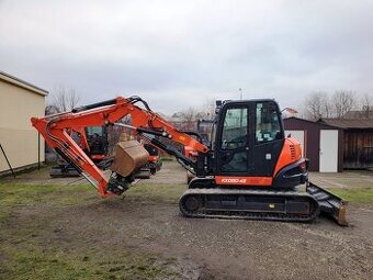 minibagr Kubota KX 080-4, dělené rameno