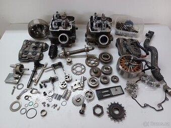 KTM LC8 950 - MOTOR NA DÍLY