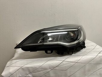 Opel Astra K světlo