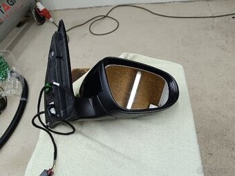 Zrcátko pravé Golf VI