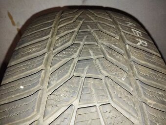 245/65/17 zimní, cena 999kč za 4ks.