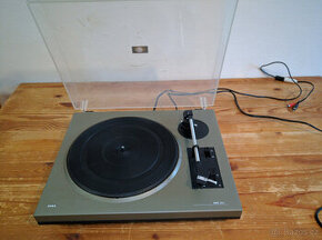 gramofon Tesla NC300