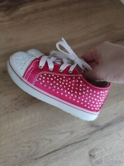 Luxusní boty s kamínky