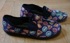 +++ Bačkory / cvičky vel.33 - levně prodám +++