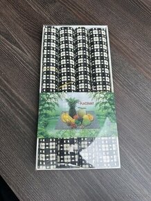 Prostíraní 4 ks a podtácky 6 ks