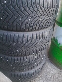 Zimní pneu 205/55 R16