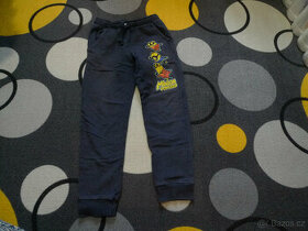 Tepláky velikost 134