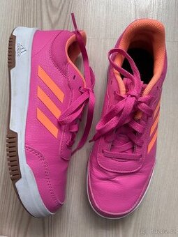 Adidas tenisky