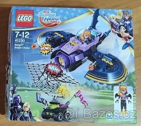 LEGO Super heroes 41230 Batgirl a honička v Batjetu