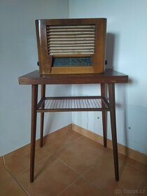 Retro televizní stolek, 60. léta, navrhl M. Navrátil