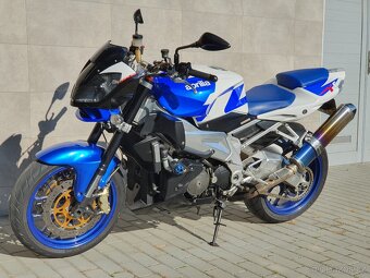 Aprilia Tuono 1000 R