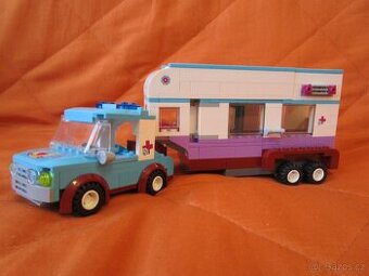 LeGo Friends 41125 Veterinářský přívěs s koněm