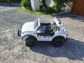 Dětské elektrické auto