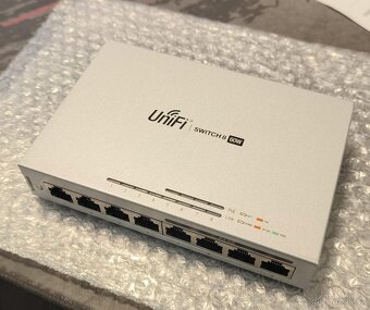 Unifi US-8-60W