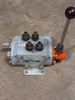 Hydraulický rozvaděč