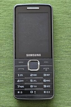 Prodám mobilní telefon SAMSUNG GT-S5610