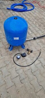 Prodám expanzní nádrž na vodu CIMM AFE CE 80L – 10 bar (stoj