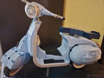 LEGO® Creator 10298 Vespa