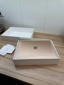 MacBook Air 13" (A2179) – Rose Gold, 8GB RAM, 256GB SSD