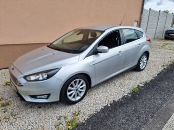Ford Focus - 1