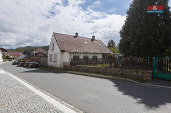 Prodej rodinného domu, 80 m², Kolinec
