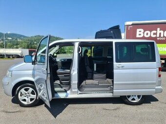 VW MULTIVAN 2.5 TDi 128-KW HIGHLINE KŮŽE AUTOMAT RV 2008