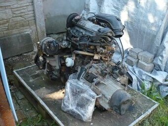 RENAULT 19
