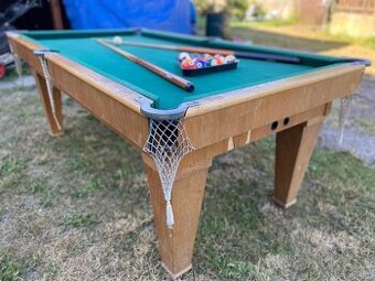 Retro kulečník (pool) – vhodný k renovaci