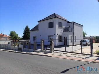 Pronájem bytu 3+kk, 79 m2, terasa, zahrádka, Sluhy