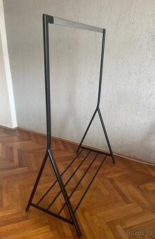 Stojan na oblečení Brent (Bonami)