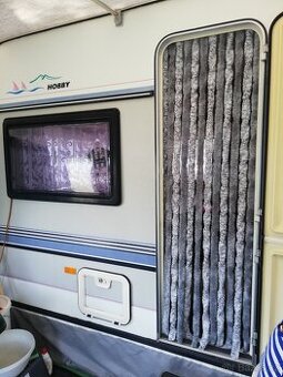 Karavan Hobby 495