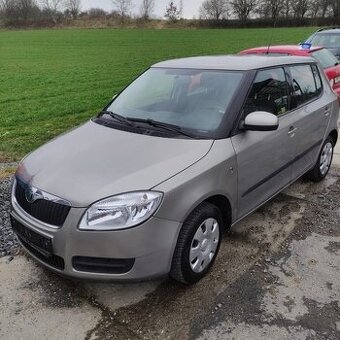 Škoda Fabia 2 krátká 101tis km 1.4 16V MPI
