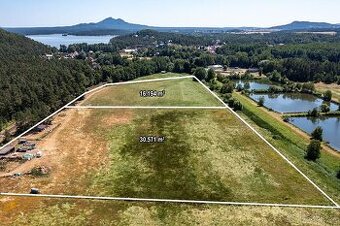 Zavedená farma s pozemky ve Starých Splavech