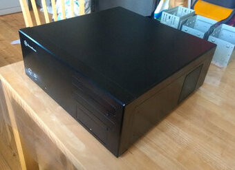 Prodám PC skříň SilverStone