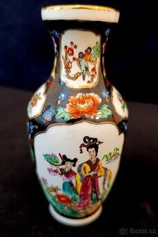 Japonská vázička, výška 13,5 cm