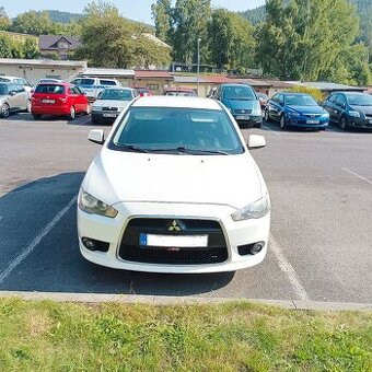 Mitsubishi Lancer 1.8 r.v. 2011