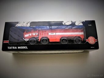 Model TATRA T815-7 8x8 CZS 40 "TITAN" Kaden 1/43