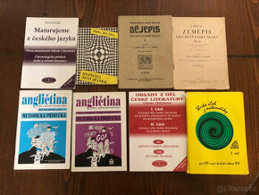 Knihy a učebnice 5. Cenu nabídněte.