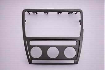 krytka spínačů (rámeček autorádia) Škoda Octavia