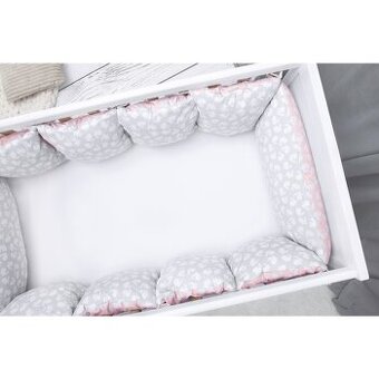 Polštářkový mantinel do postýlky + Další mantinely