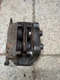 Brzdový třmen škoda 130