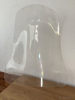 Větrný štít Manet