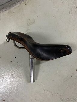 Sedlo kožené retro