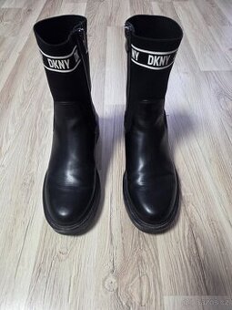 Kotníkové boty DKNY  vel. 40