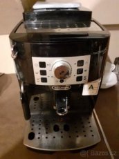 Automatické, pákové kávovary delonghi.