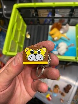 Originální LEGO přívěšek na klíče