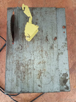 Prodám malou okr. pilu včetně příslušenství 4+1